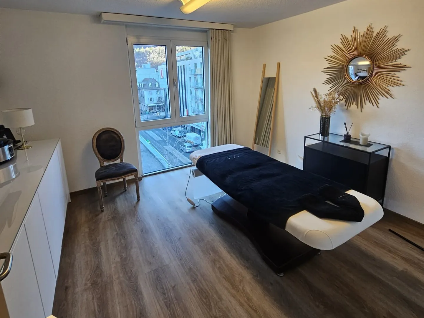 Zimmer zur gewerblichen Nutzung zu vermieten - Foto 1 von 3