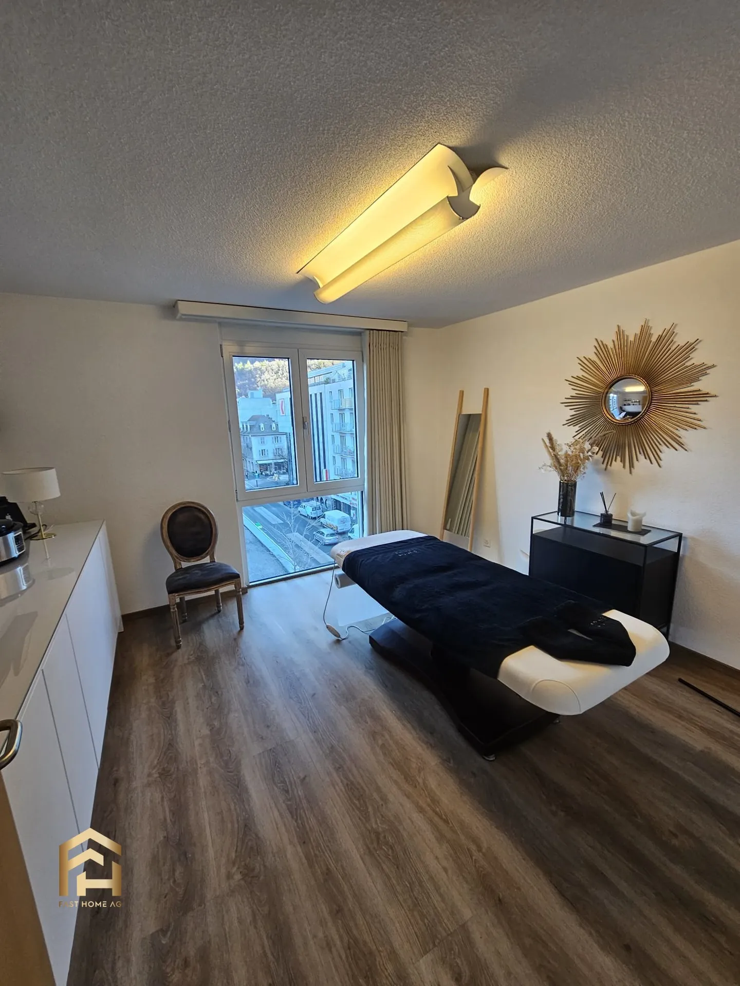 Zimmer zur gewerblichen Nutzung zu vermieten - Foto 2 von 3