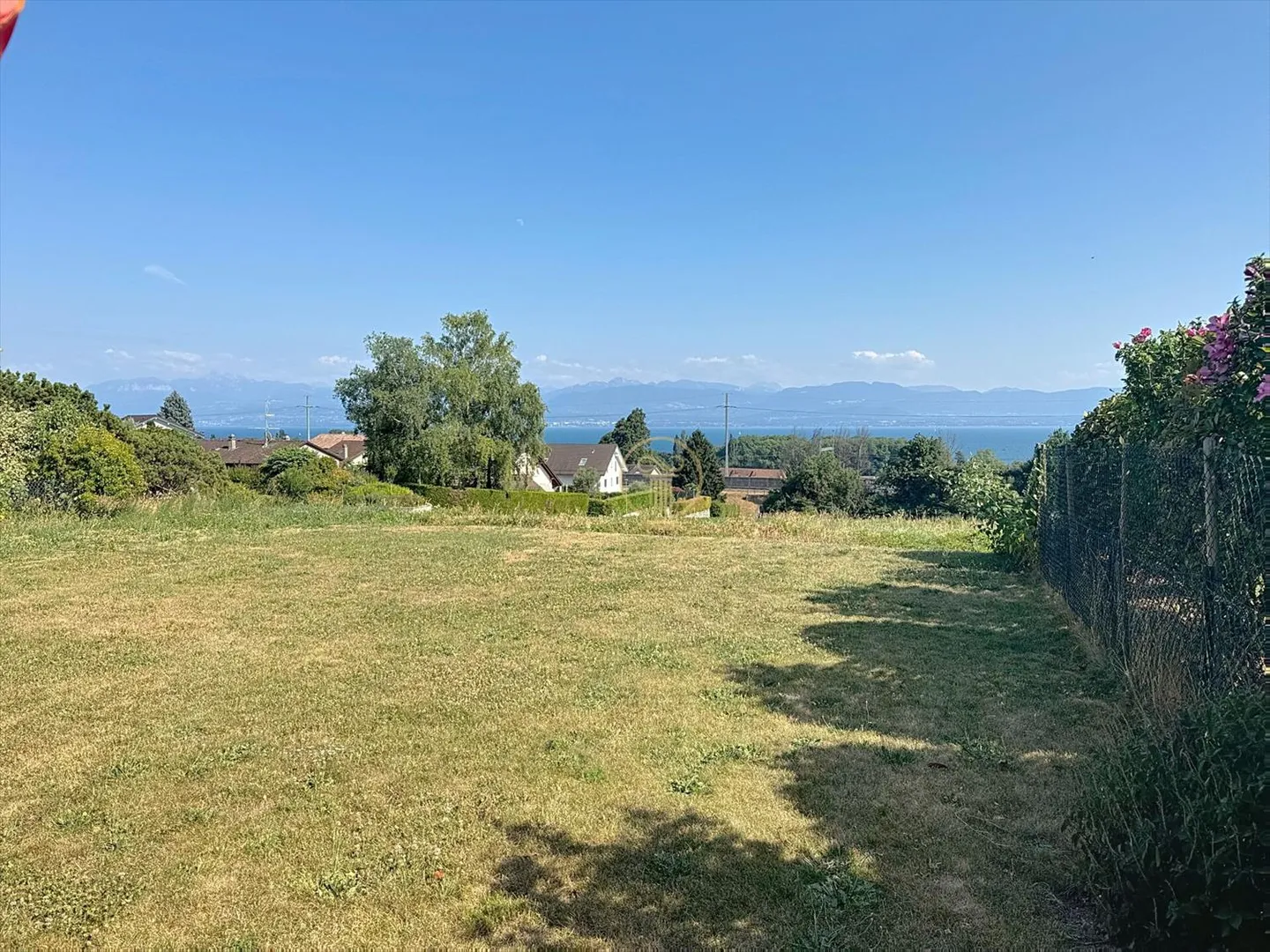 MONT-SUR-ROLLE, esclusiva Infinimmo - Foto 2 di 13