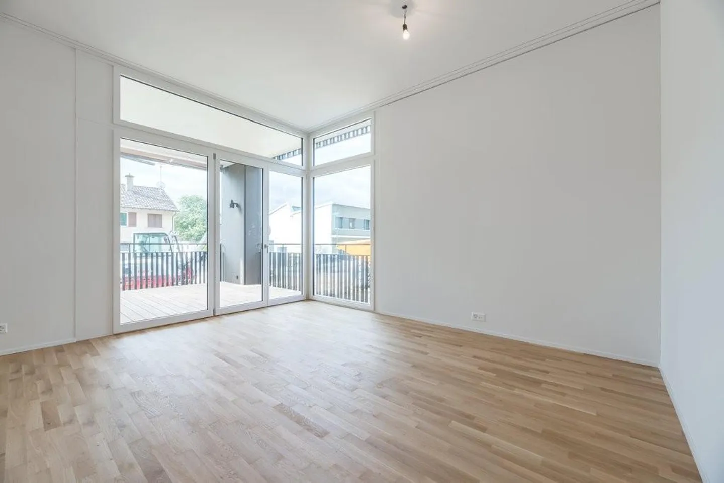 Nel mezzo del frutteto - in un ambiente meravigliosamente verde - Foto 6 di 8