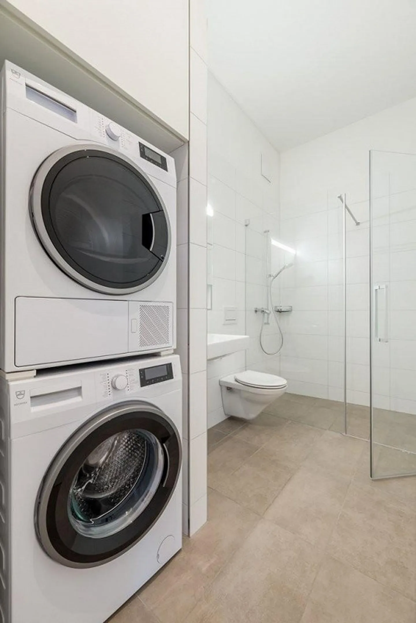 Nel mezzo del frutteto - in un ambiente meravigliosamente verde - Foto 7 di 8