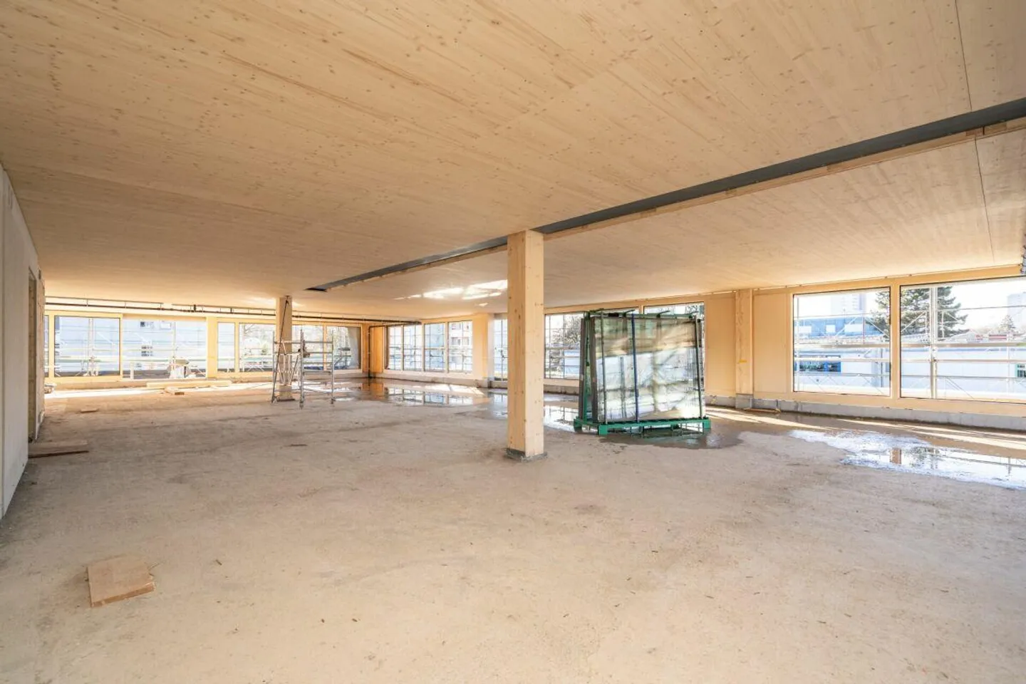 Moderne Büroräume - Foto 2 von 5