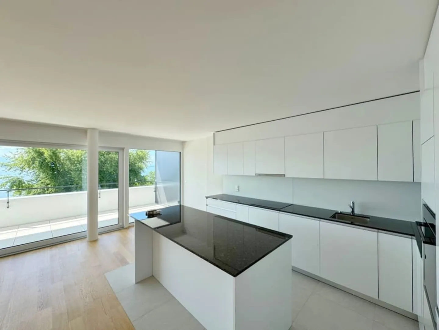 Wunderschöne 4,5-Zimmer-Neubauwohnung mit atemberaubendem Blick auf den See und die Alpen - Foto 3 von 12