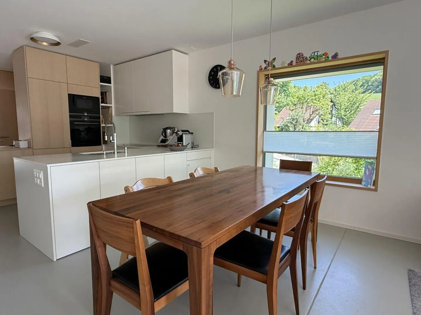 Casa unifamiliare quasi nuova di 6,5 stanze in ottima posizione - Foto 3 di 12