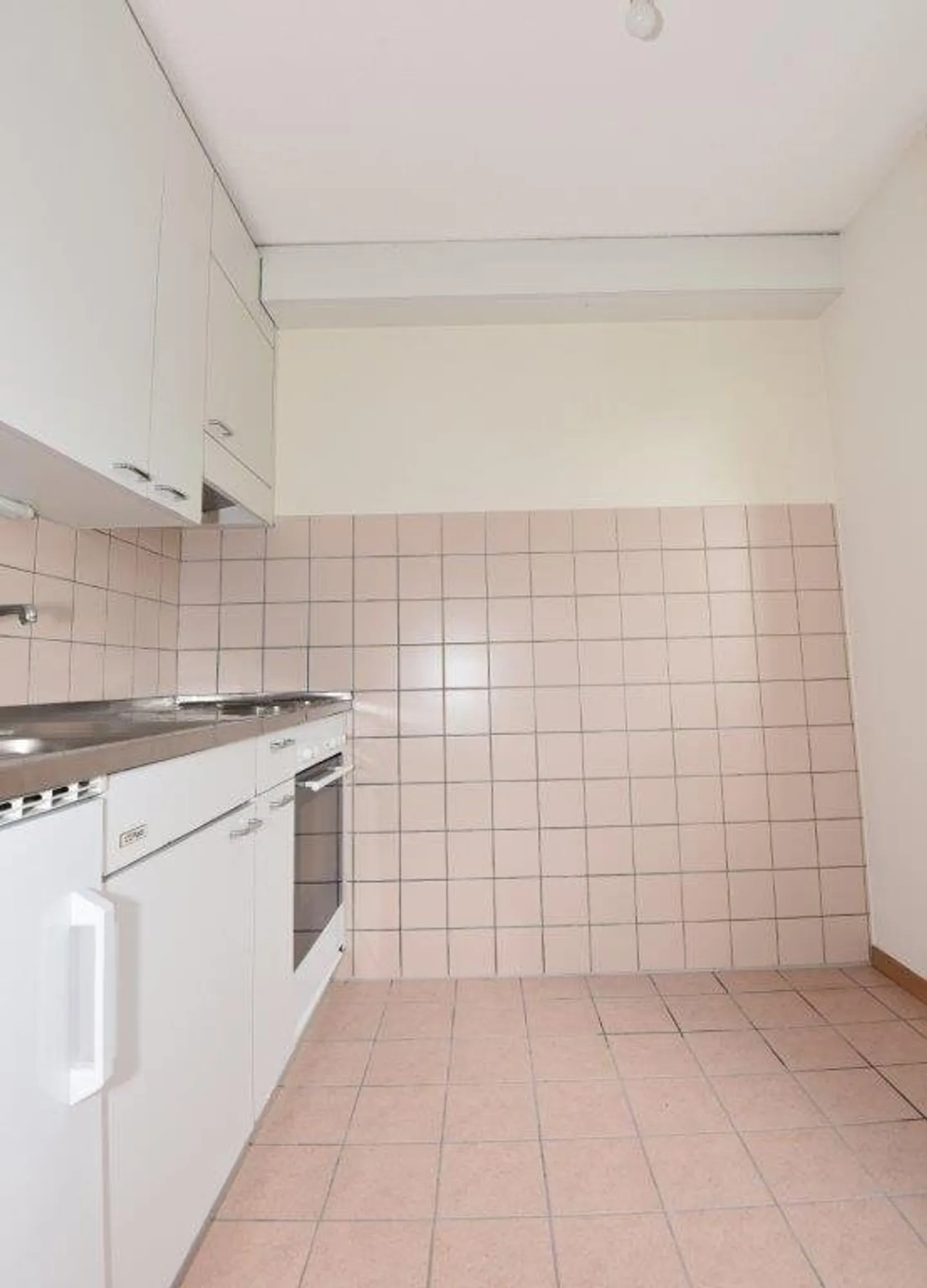 Valentin-Viertel, schöne 2-Zimmer-Wohnung im 3. Stock - Foto 3 von 5