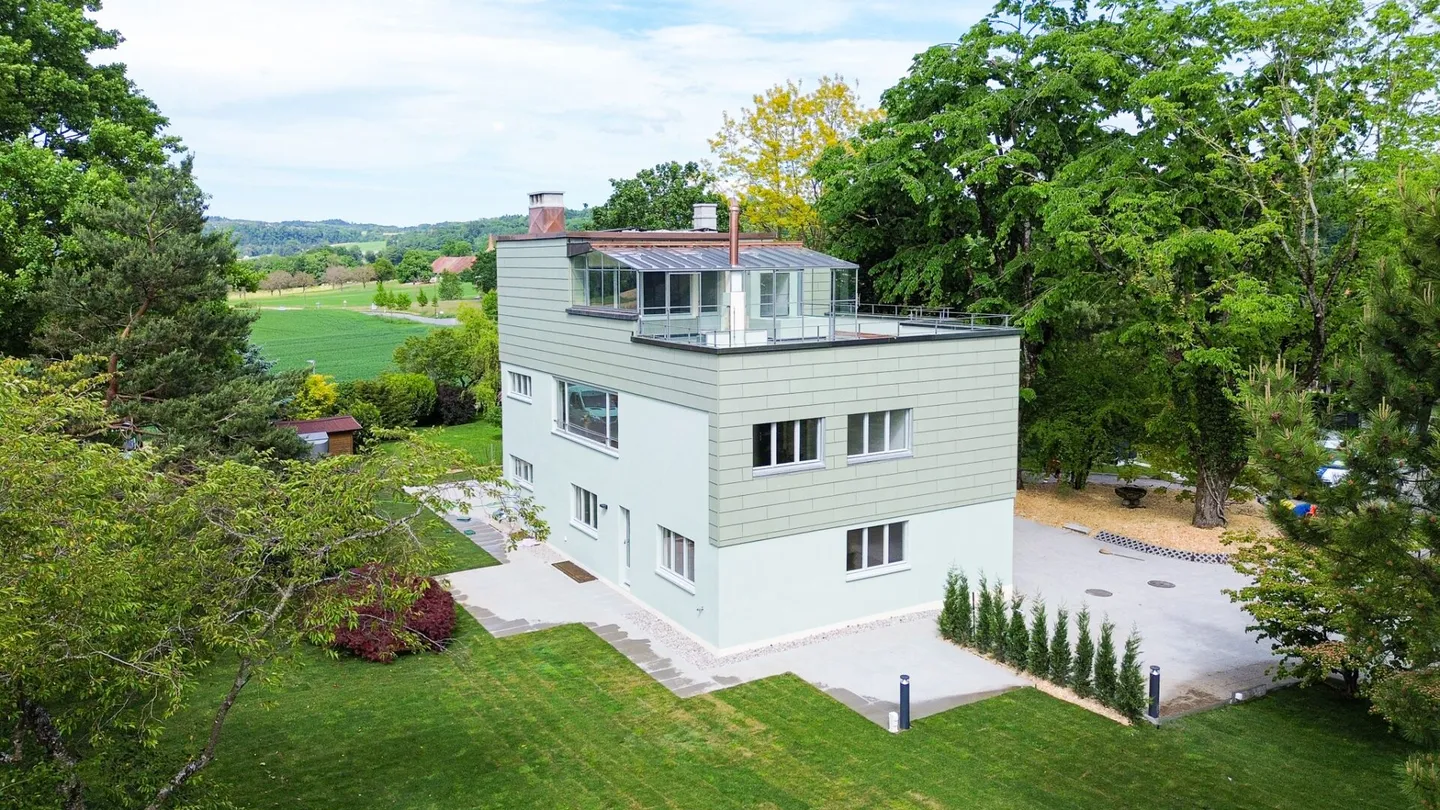 Elegant Duplex with Private Terrace - Photo 16 of 16