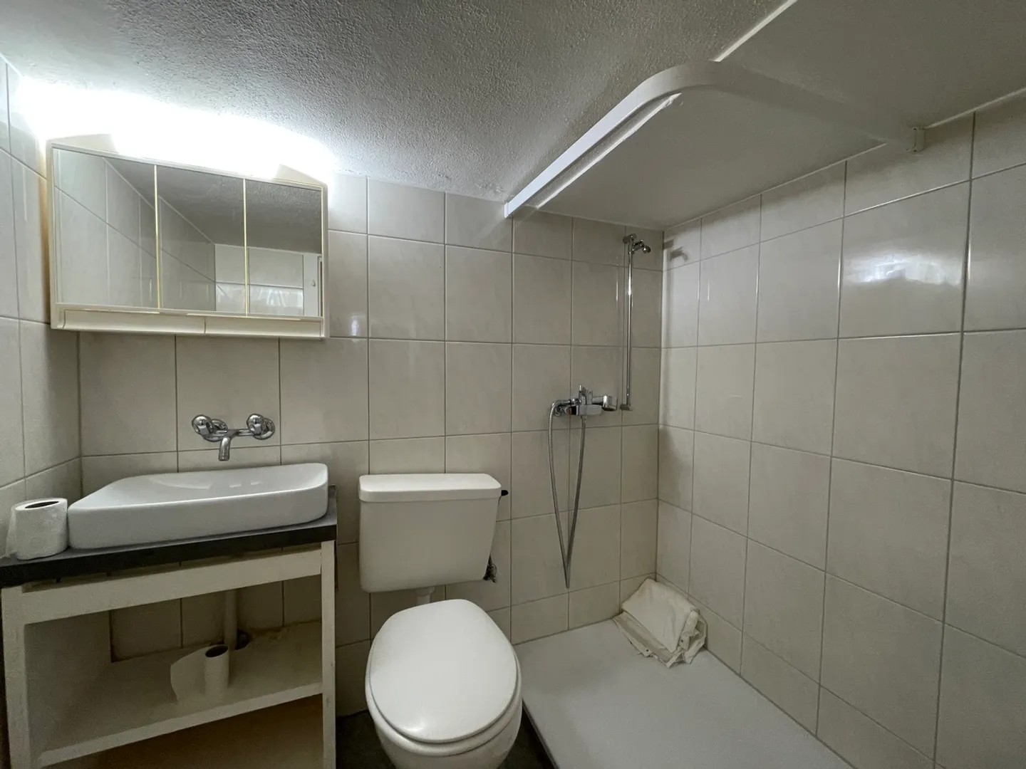 2.5-room duplex apartment with small terrace - Photo 4 of 5