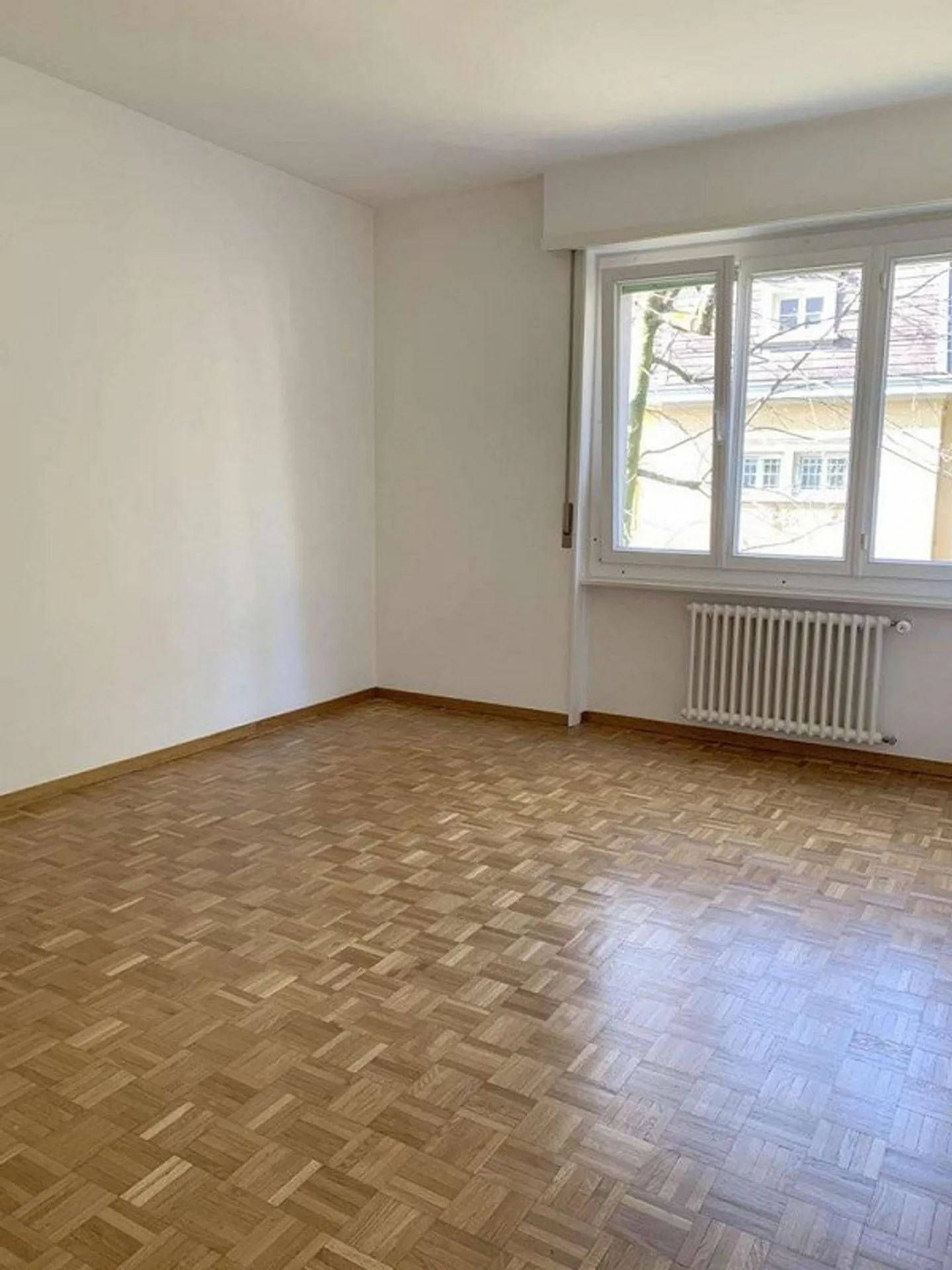 Bel appartement deux pièces au centre rénové ! - Photo 4 sur 7