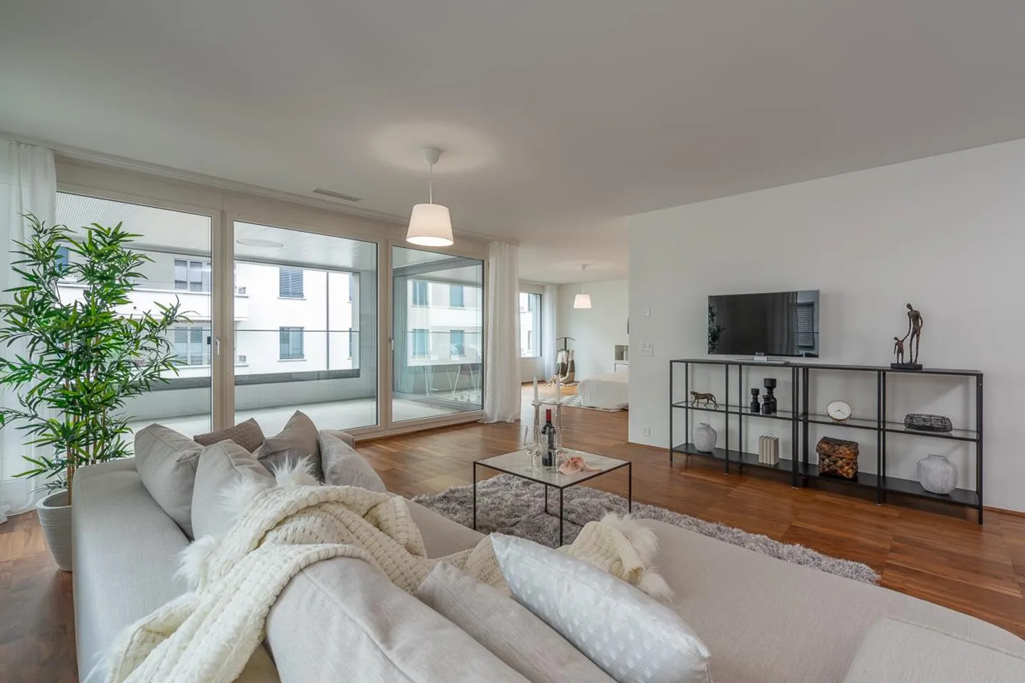 Bonheur de vivre au premier regard - Photo 3 sur 10