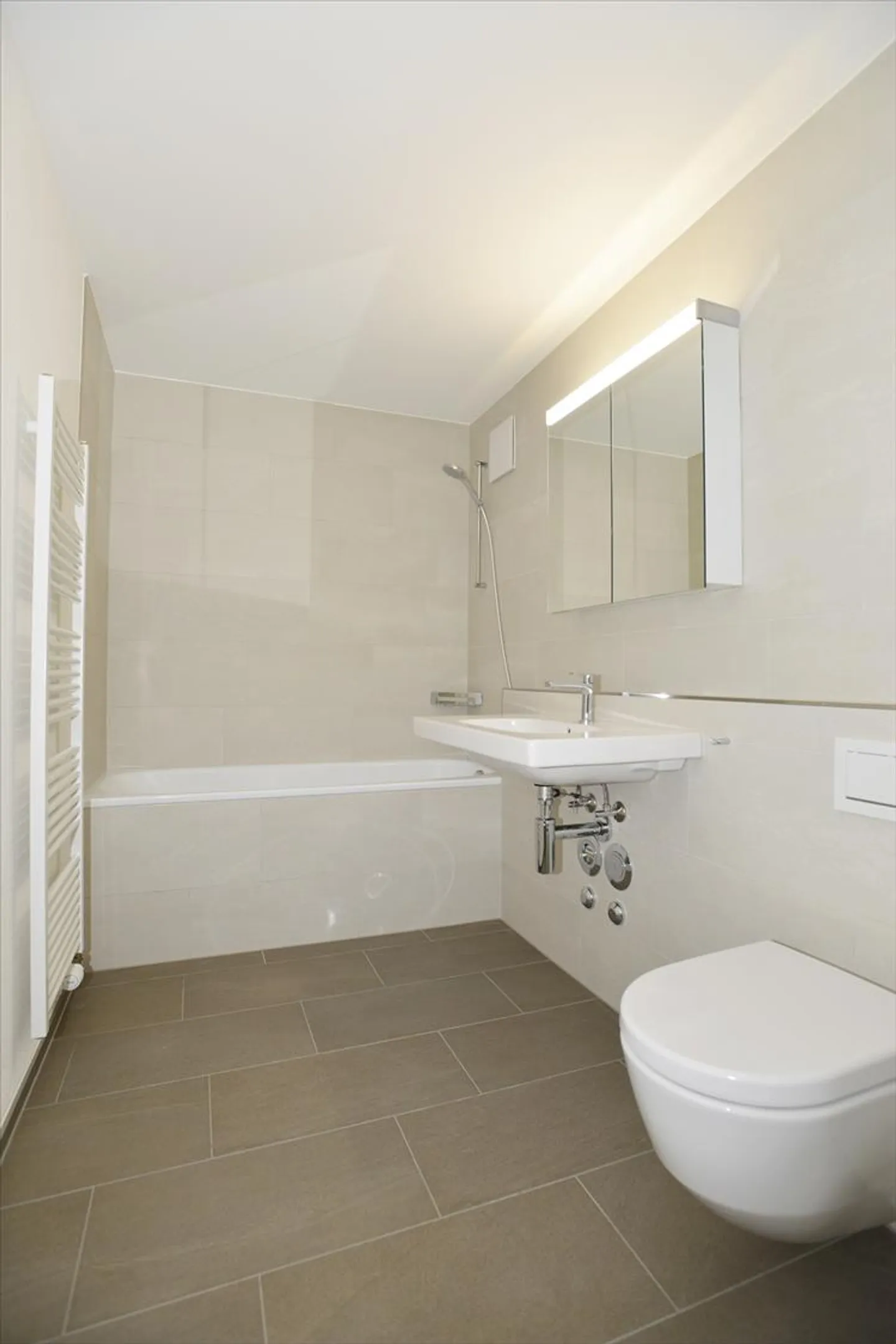 Apartment for rent - Photo 6 of 12