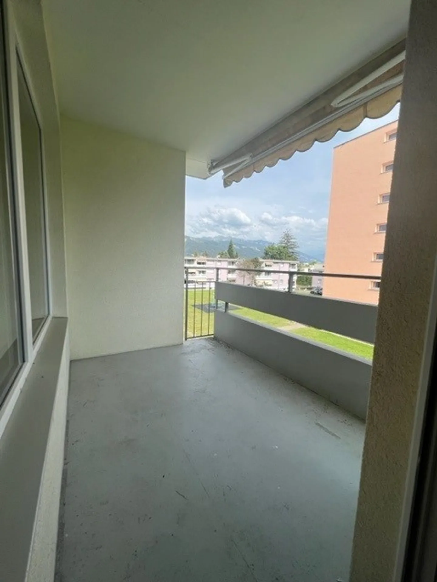 3.5 Room Apartment - Photo 6 of 6