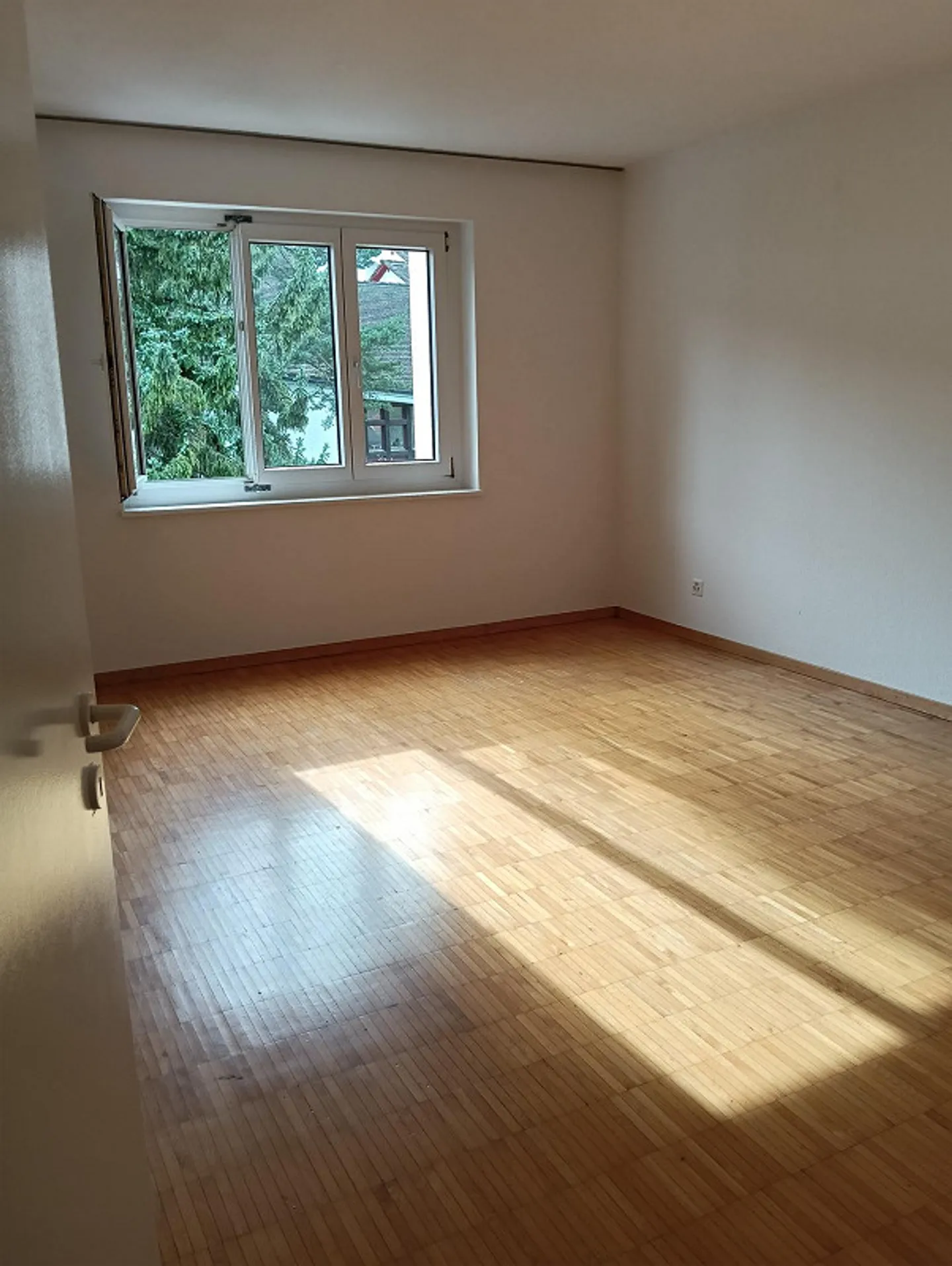 Charmante Wohnung in Langnau - Foto 5 von 9