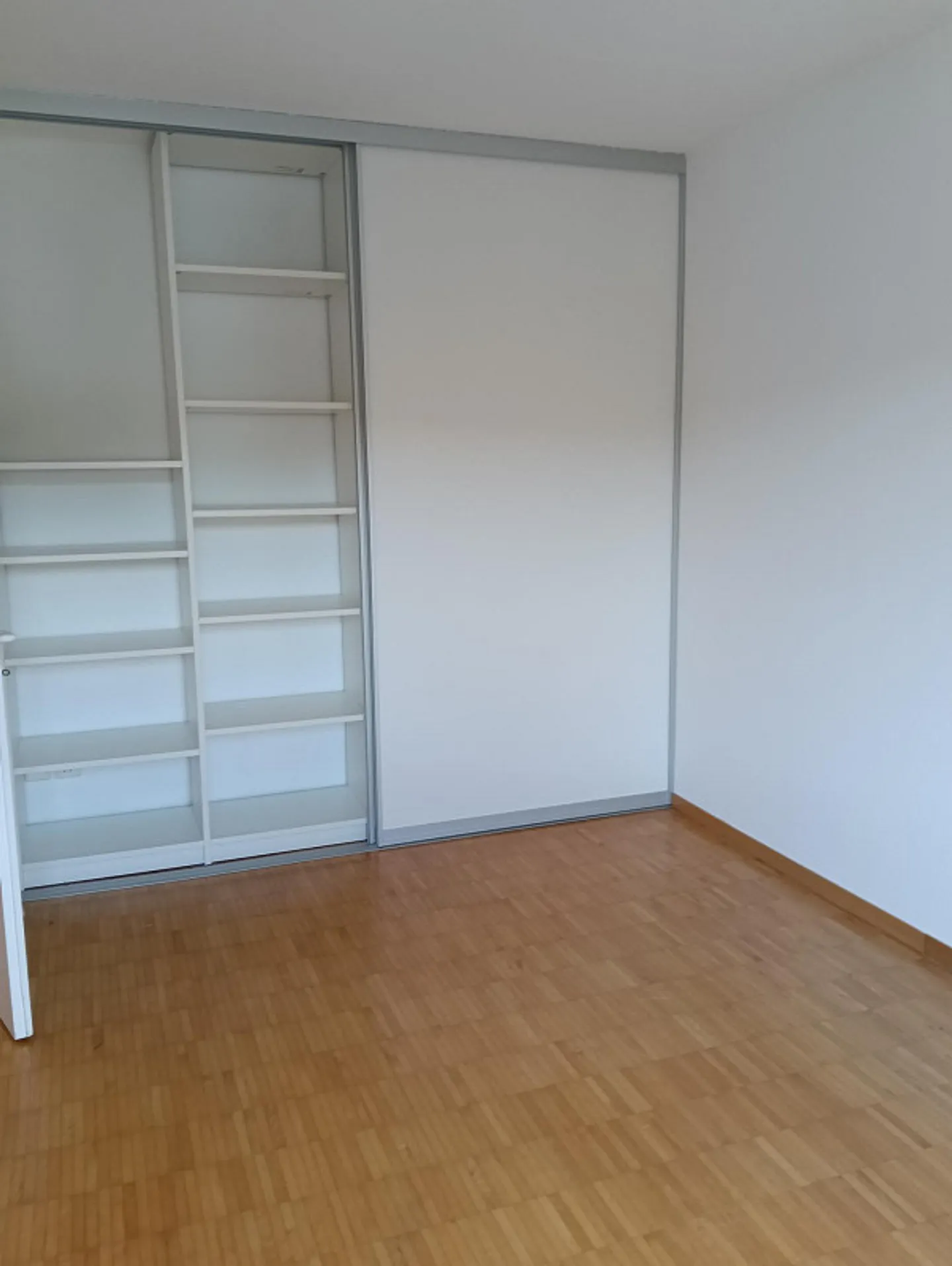 Charmante Wohnung in Langnau - Foto 6 von 9