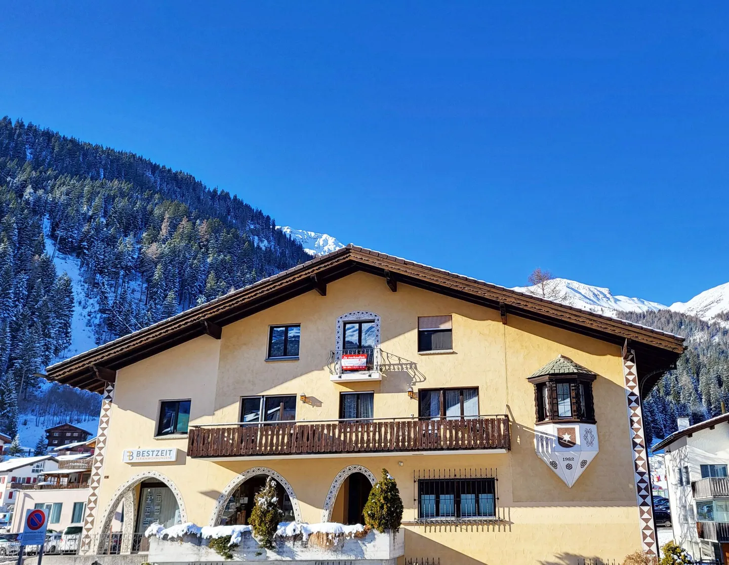 Charmantes Chalet in Graubünden - Foto 1 von 18