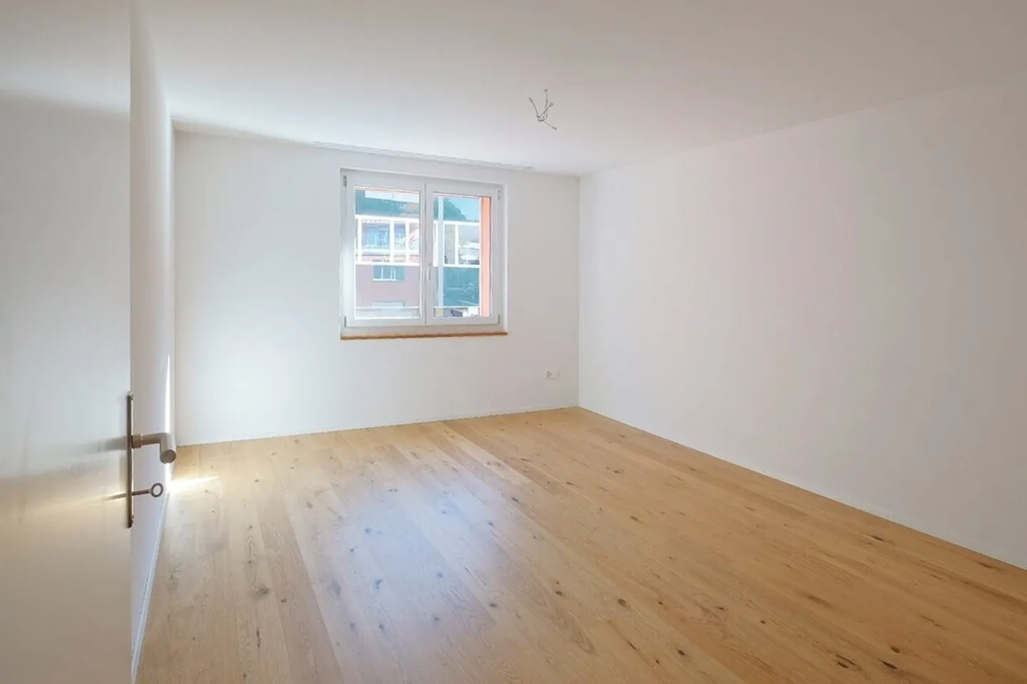 The largest 4.5 maisonette apartment in the city of Bern - Photo 4 of 12