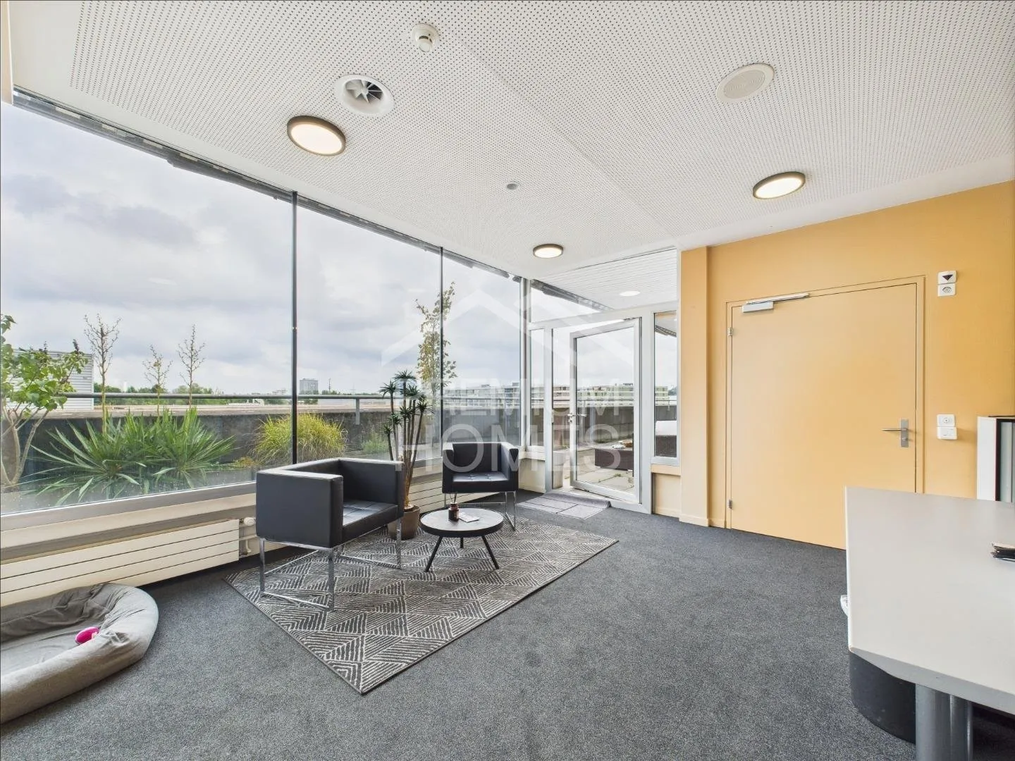 Flexible Working World in the Heart of Dübendorf - Photo 3 of 8