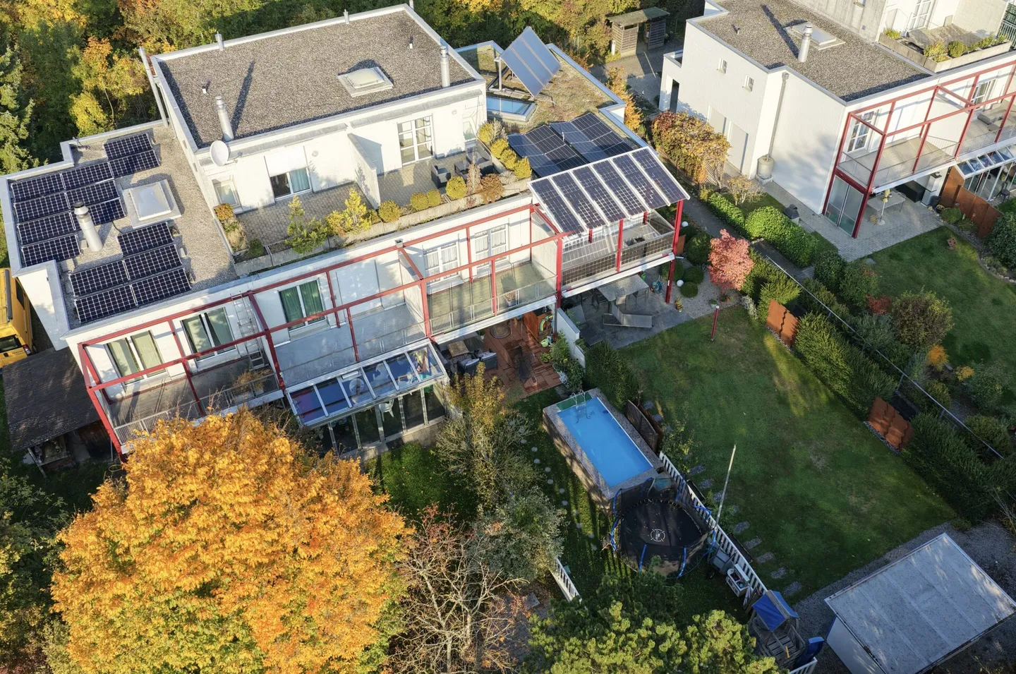 SPACIOUS TERRACED FAMILY HOUSE WITH A DREAM VIEW OF THE CASTLE RUINS - Photo 1 of 8