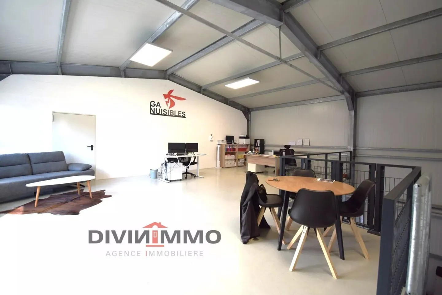 Espace Bureau et Stockage Polyvalent - Photo 5 sur 6