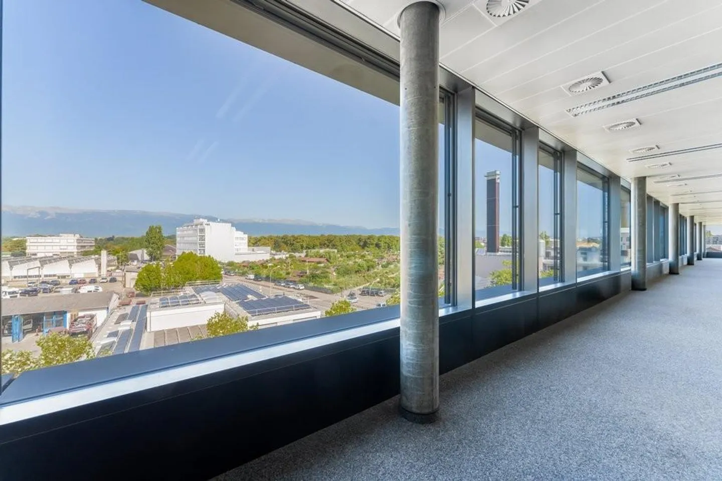 Modern and Bright Offices in Minergie Building - Photo 4 of 6