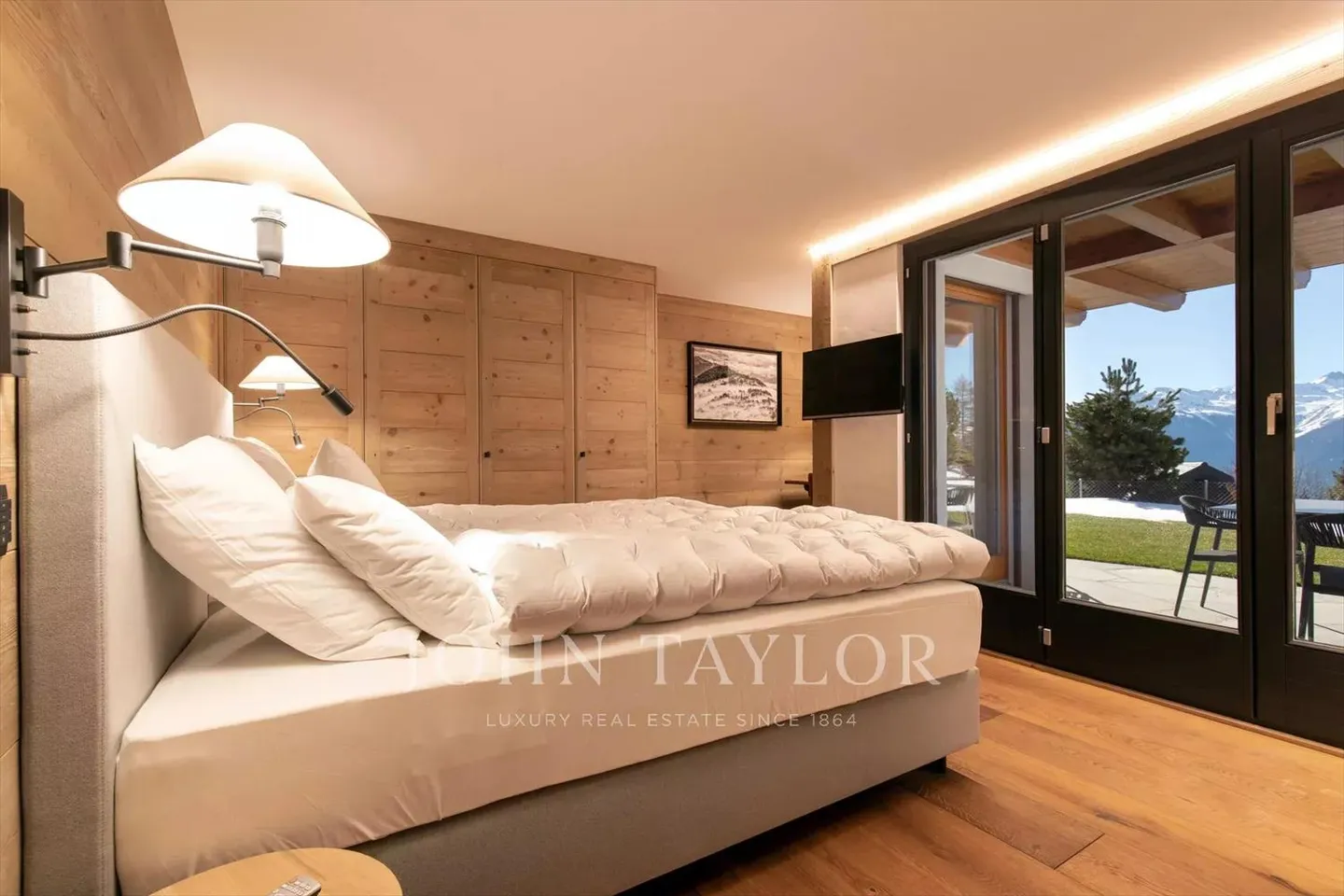 Duplex eccezionale con giardino privato e vista panoramica a Plans-Mayens - Foto 10 di 11
