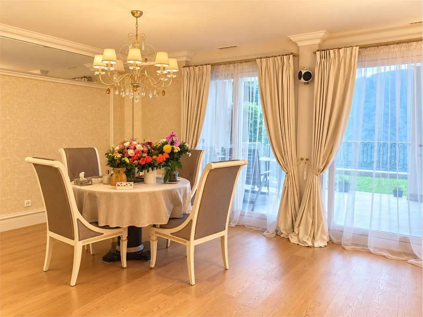 Duplex splendide avec 4,5 pièces et vue sur le lac - Photo 3 sur 13