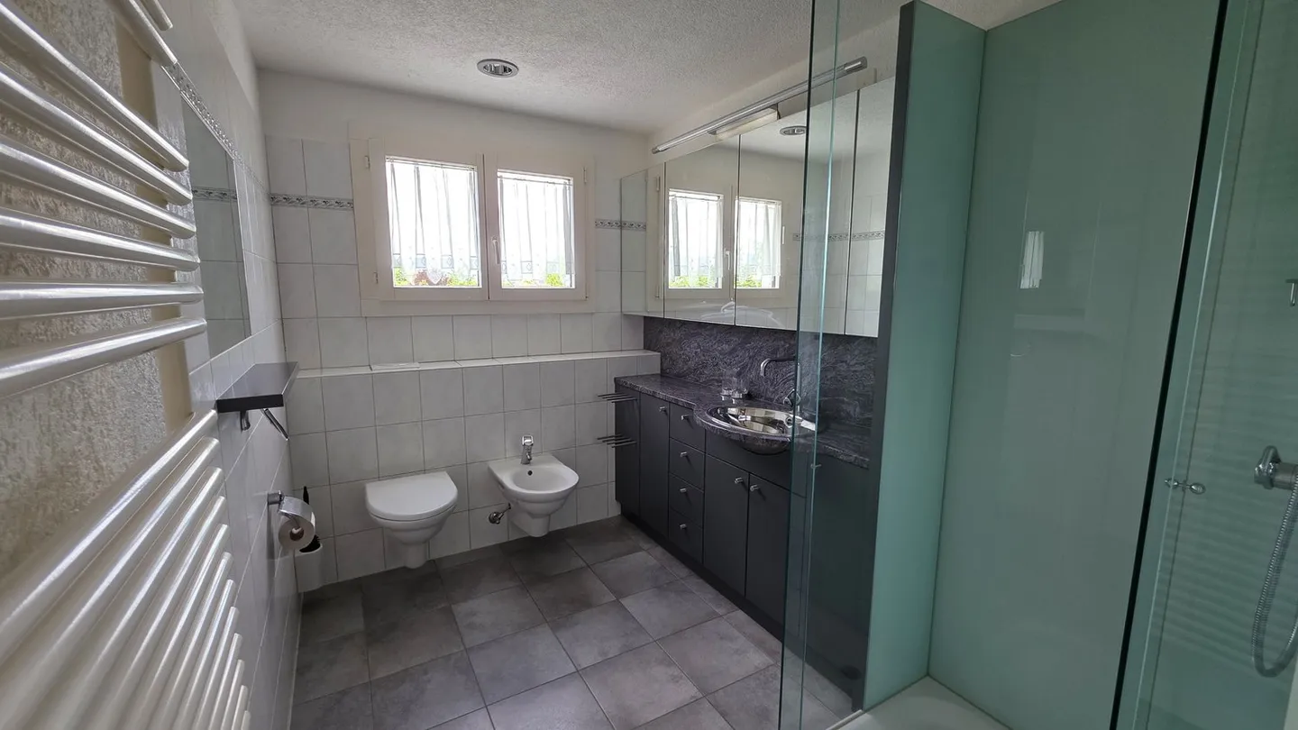 Die Lösung für Familien - 5.5-Zimmer-Einfamilienhaus mit Garten und viel Platz - Foto 12 von 23