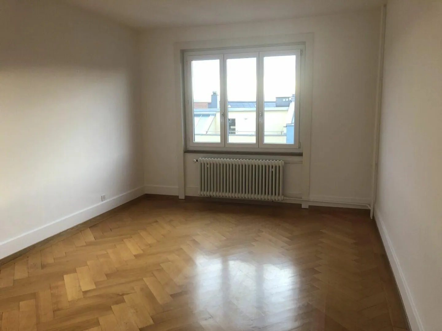 Appartement ancien dans un emplacement central - Photo 6 sur 7