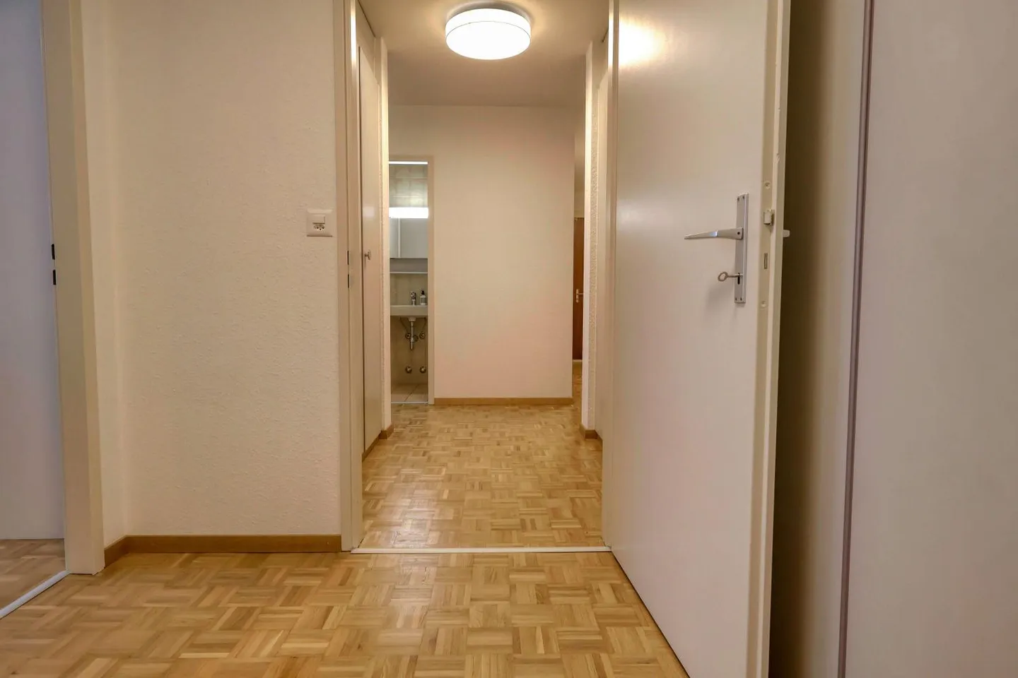 Coliving Comfort and Community in the Heart of Geneva - Photo 11 of 12