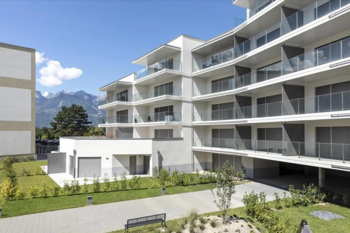 Schöne 3,5-Zimmer-Wohnung im Erdgeschoss in Aigle - Foto 1 von 1