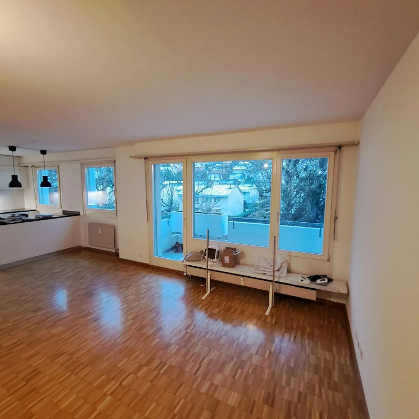 Modern 4-room apartment near the village center - Photo 3 of 9