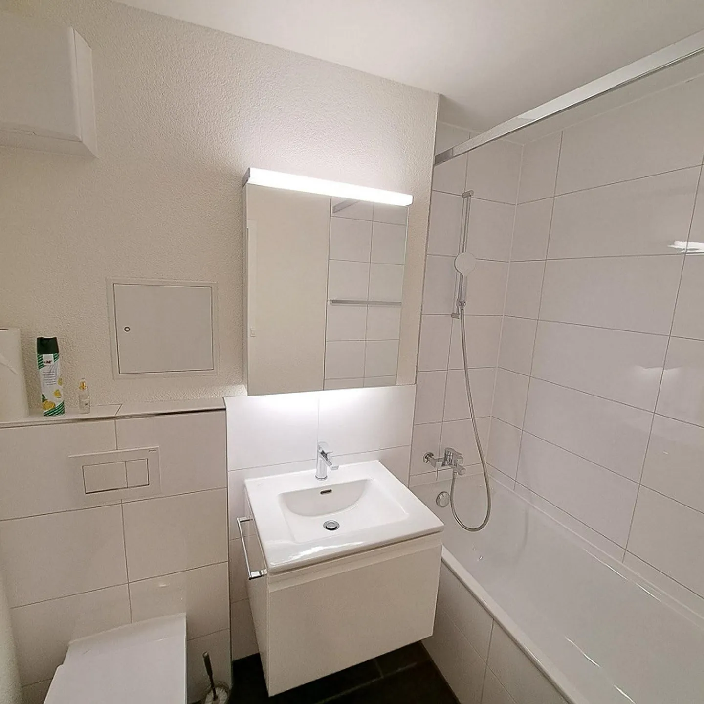 Modern 4-room apartment near the village center - Photo 7 of 9