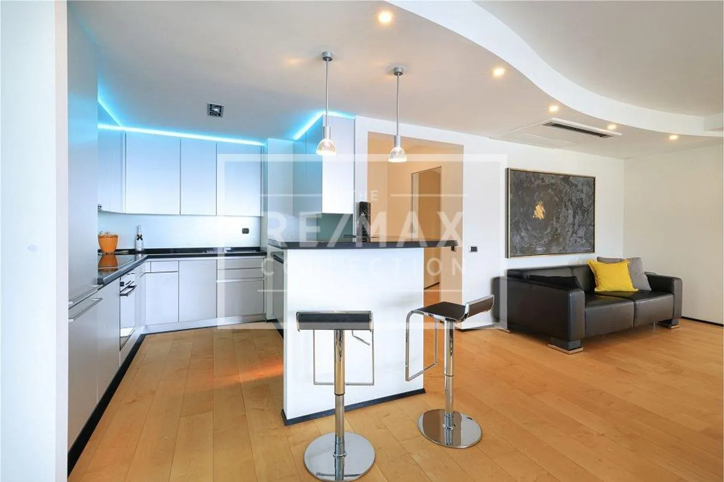 Luxury apartment 6.5 rooms with lake view. - Photo 13 of 13