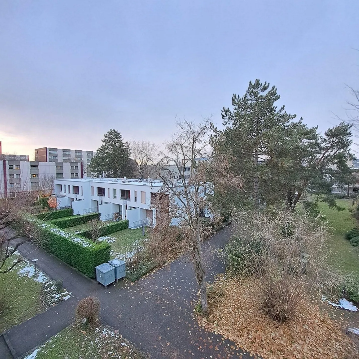 Modern 4-room apartment near the village center - Photo 9 of 9