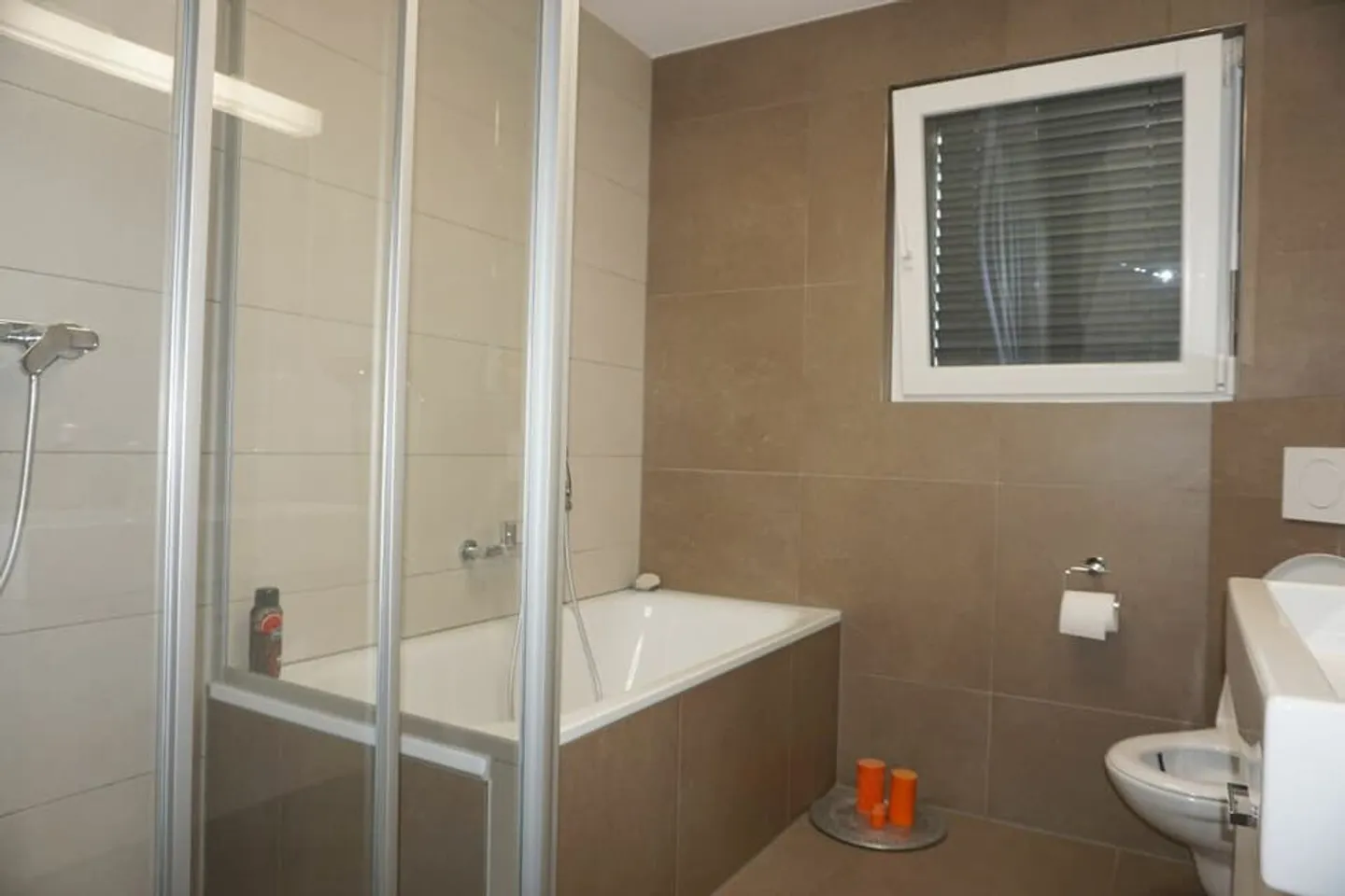 ARI-247 - Attique de 5,5 pièces pour 140 m2 habitable et 128 m2 de terrasse - Photo 5 sur 13