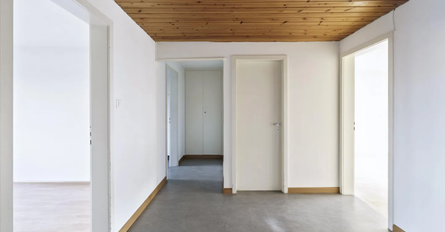 Attractive apartment near the train station - Photo 3 of 4