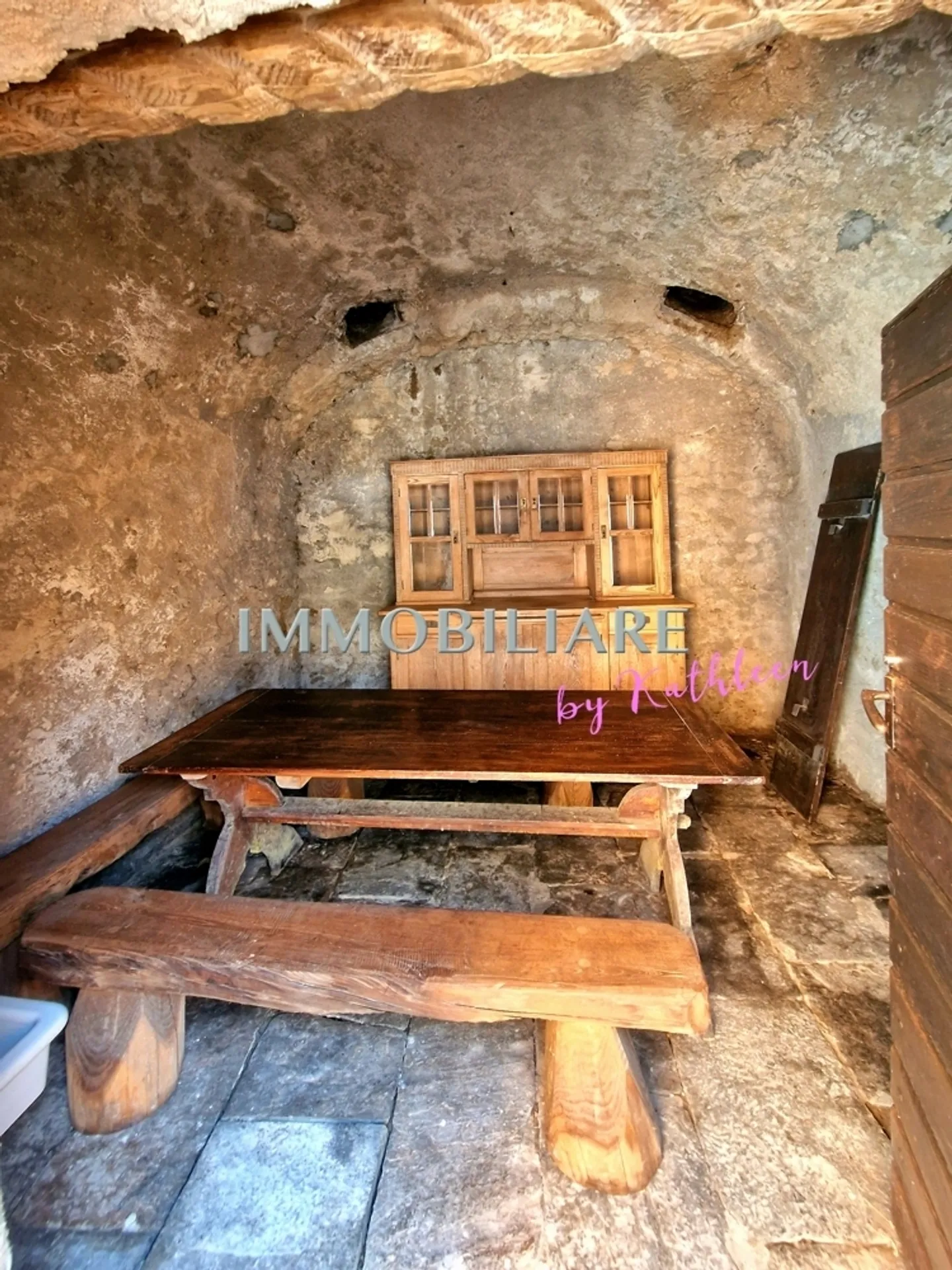 Appartamento per vacanze ristrutturato con grande terrazza coperta e grotta - Foto 4 di 13