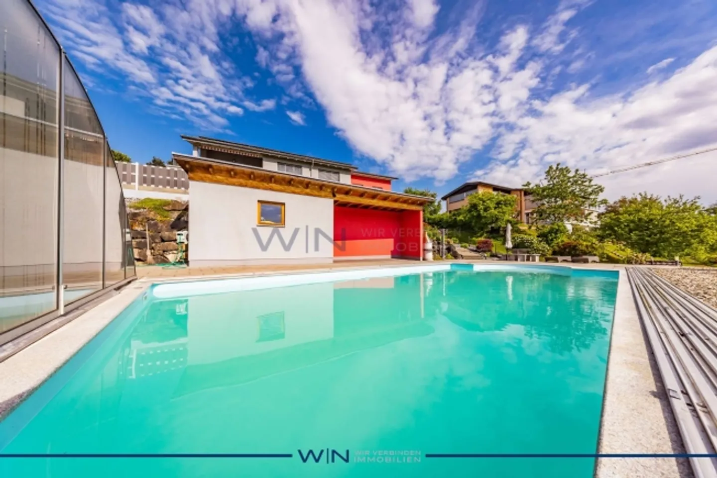 «Ein Palast im Himmel Luxuriöses Anwesen mit Pool und atemberaubender Aussicht» - Foto 1 von 13