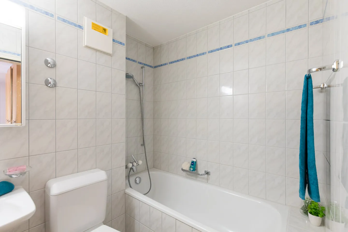 Zona residenziale tranquilla! - Foto 6 di 10