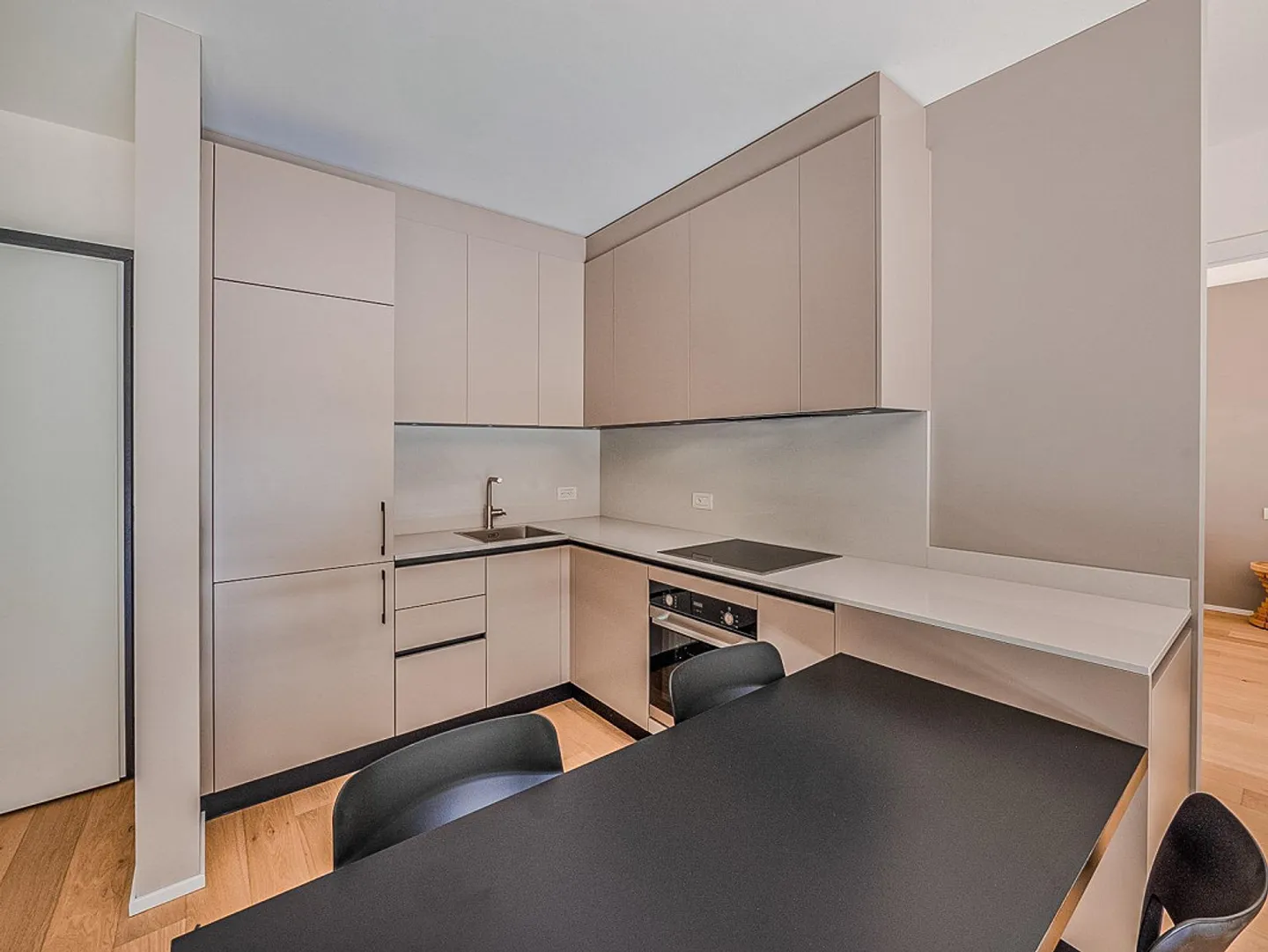 Appartement moderne de 2,5 pièces à Chiasso - Photo 3 sur 11