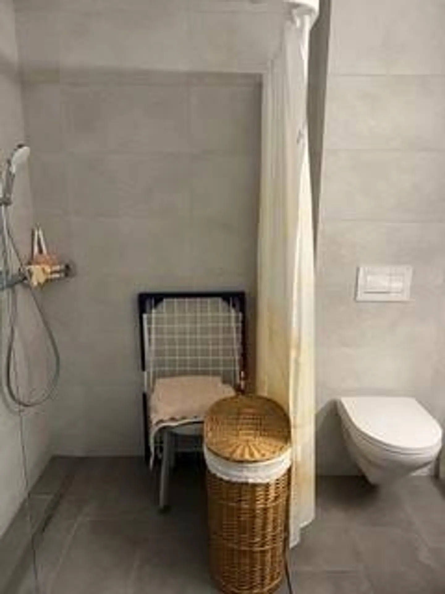 2.5 Room Apartment for Seniors 54+ in Winterthur - Photo 5 of 12