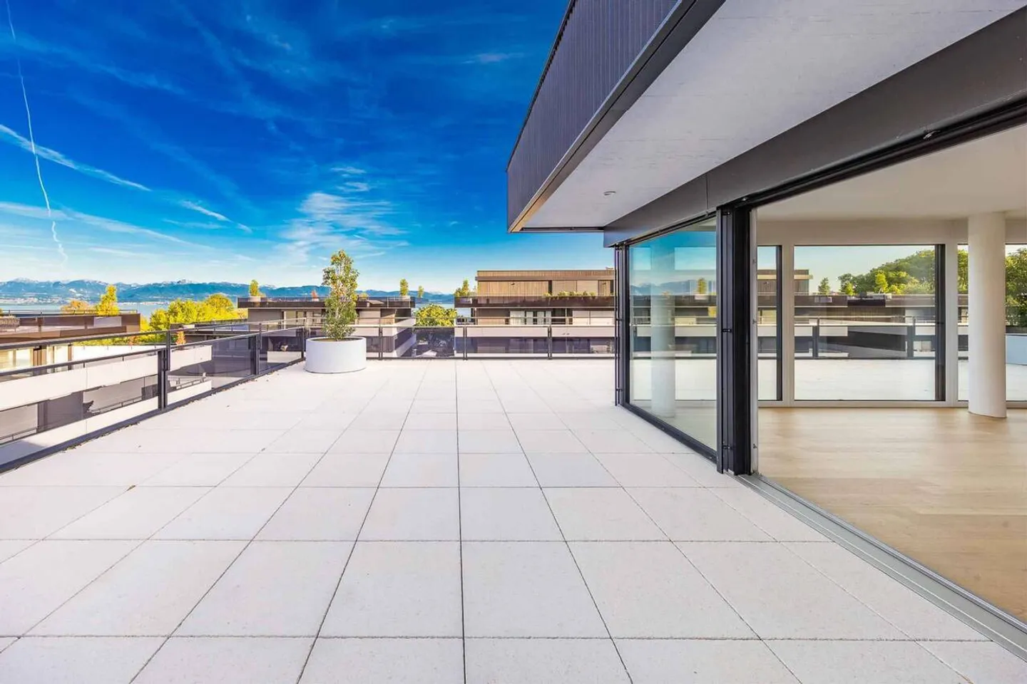 Attique Neuf avec Terrasse - Photo 7 sur 13