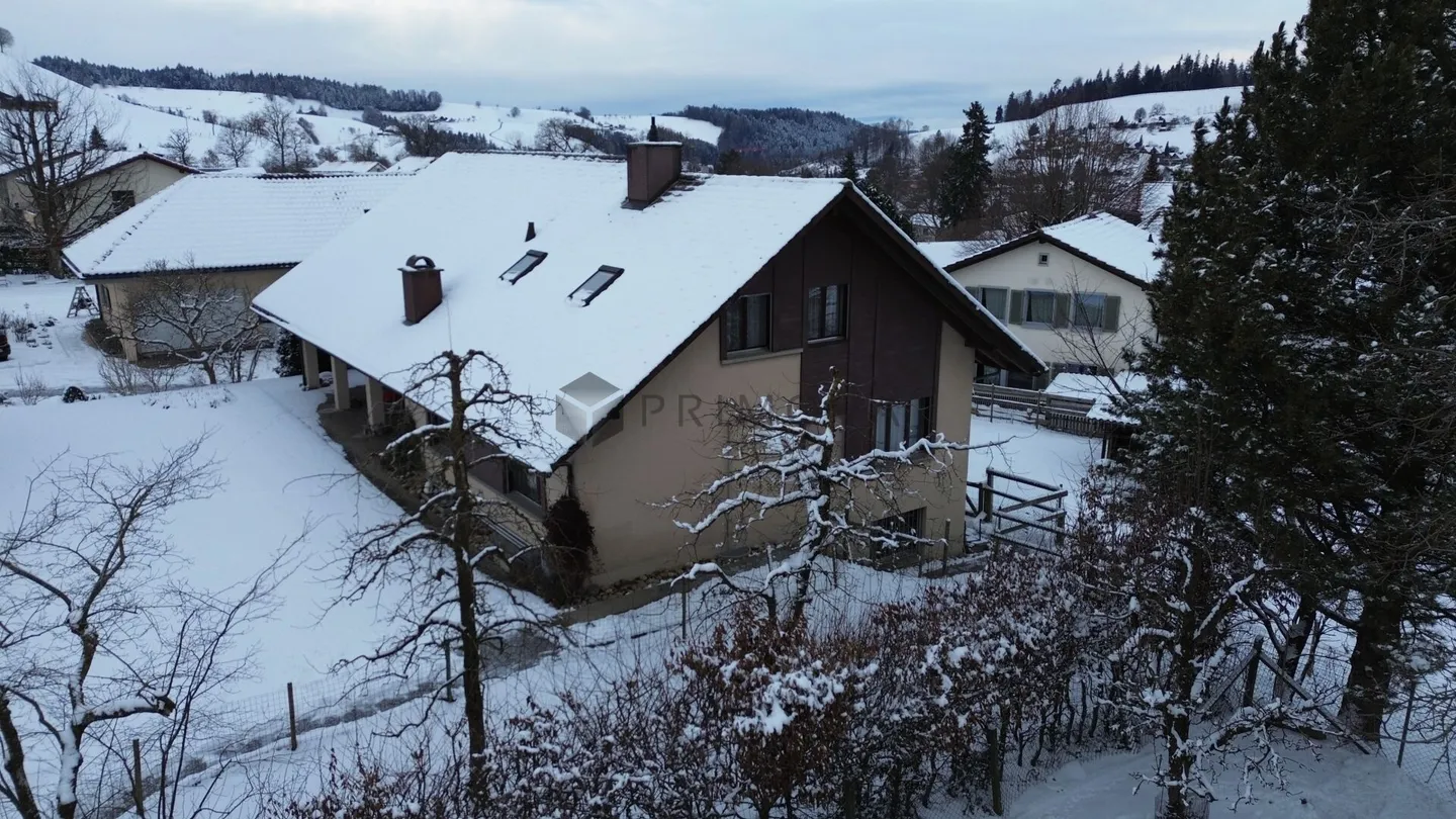 Your personal living and working space in Huttwil. - Photo 1 of 10