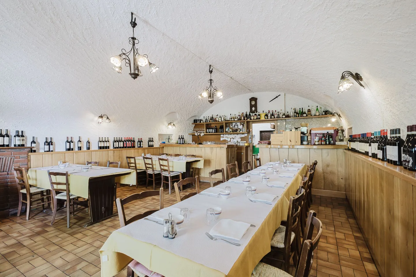 Grotto Bundi vicino alle cantine di Mendrisio - Foto 6 di 31