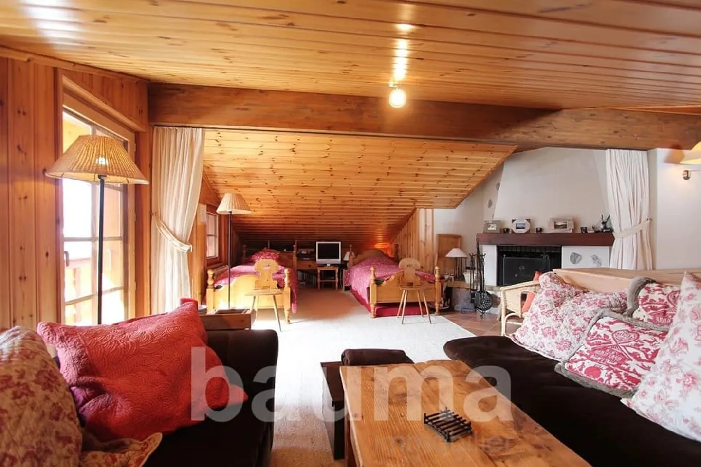 Appartamento mansardato con vista panoramica - Foto 3 di 13