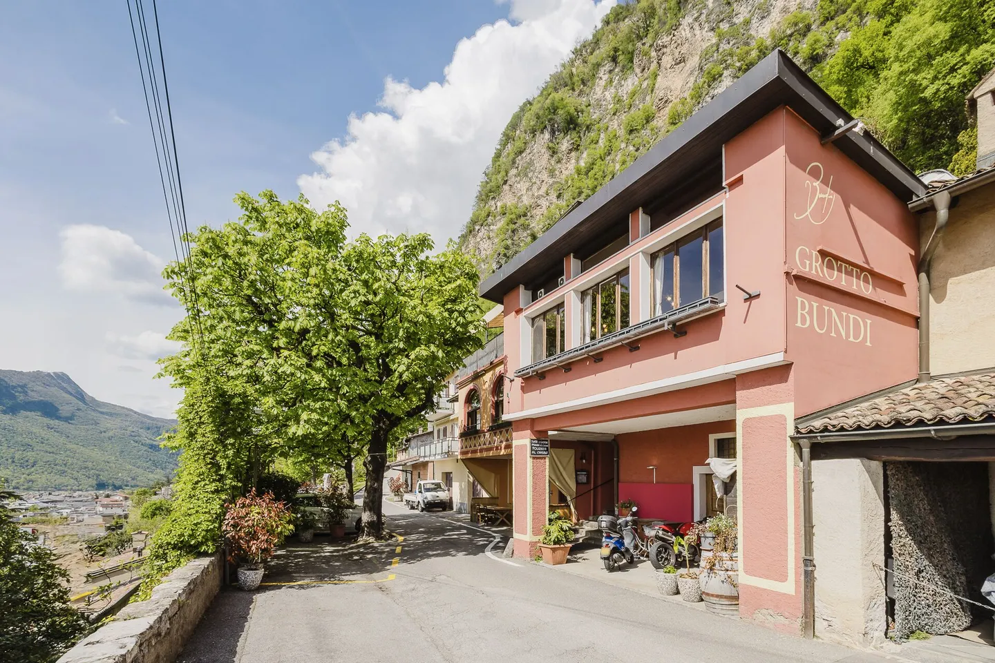 Grotto Bundi vicino alle cantine di Mendrisio - Foto 22 di 31