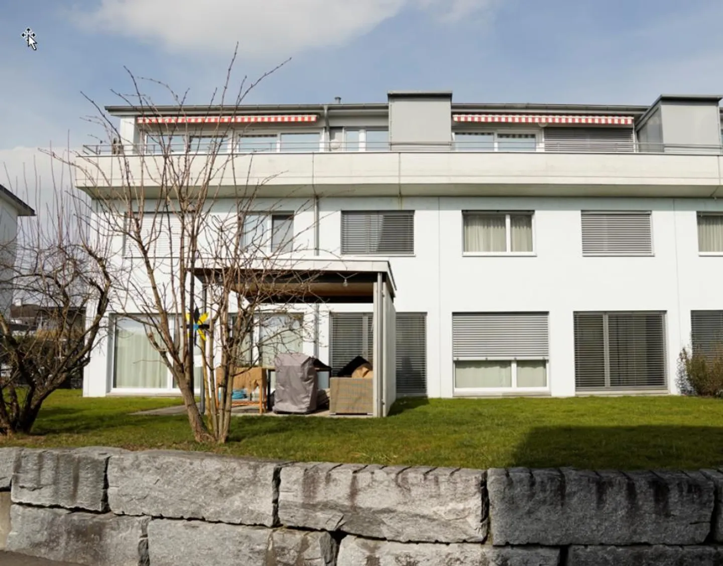 Grosszügige 4.5-Zimmerwohnung mit Pergola - Foto 10 von 11