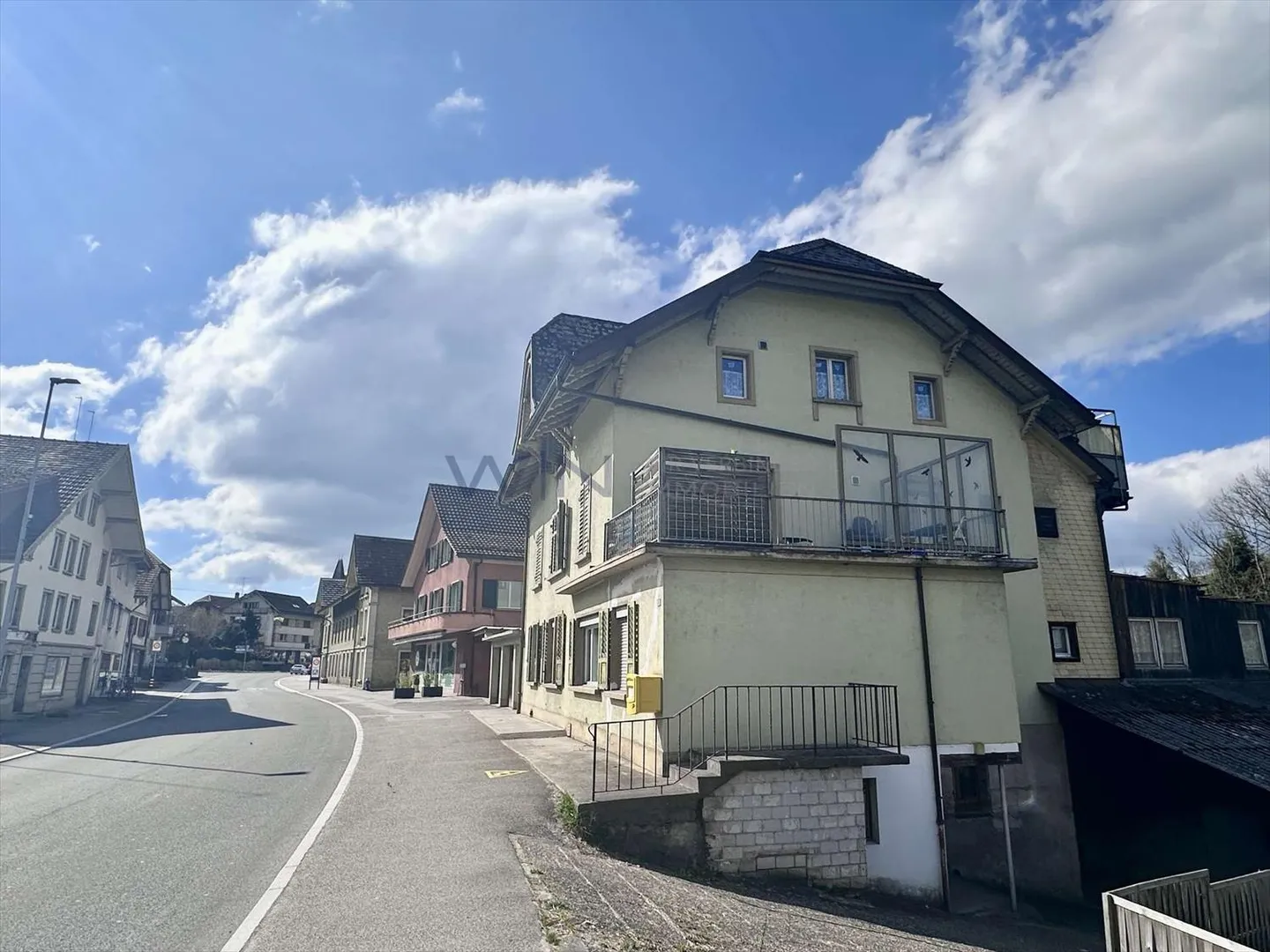 Mehrfamilienhaus kaufen - Foto 2 von 8