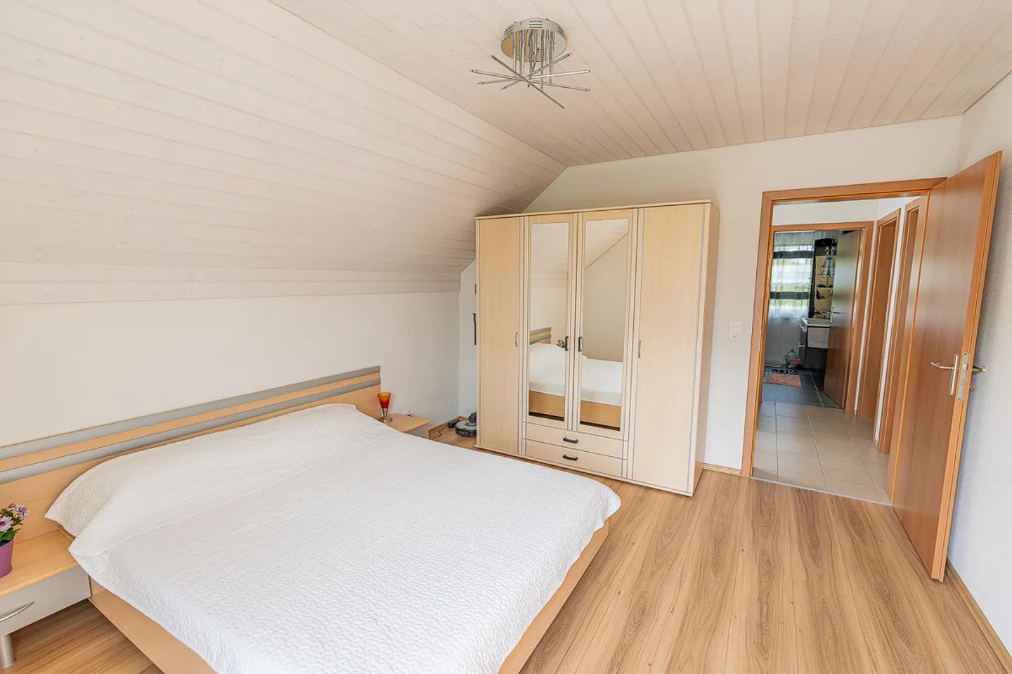Charmantes Einfamilienhaus mit Sauna - Foto 19 von 23