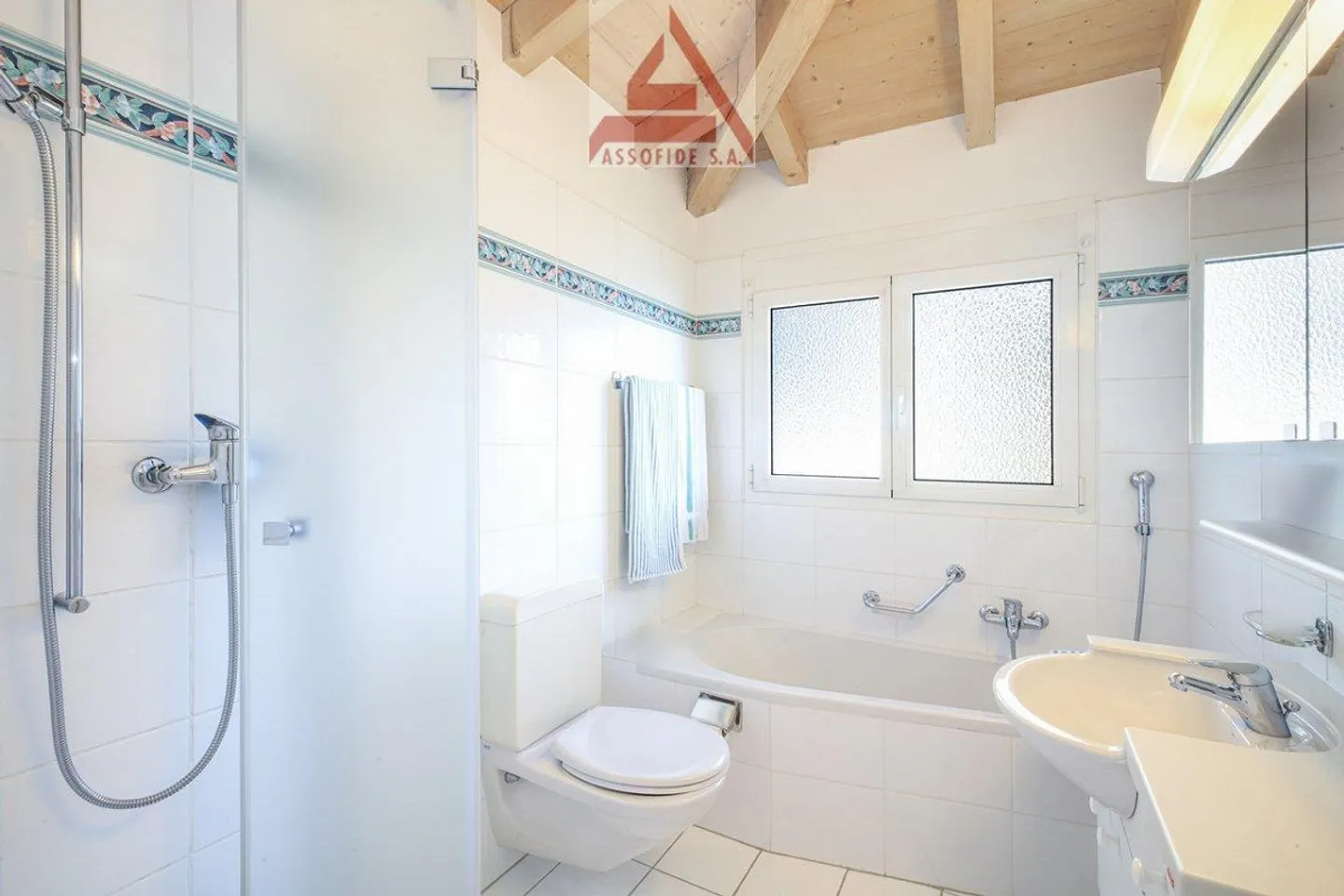 Maison avec vue de rêve - Photo 6 sur 8