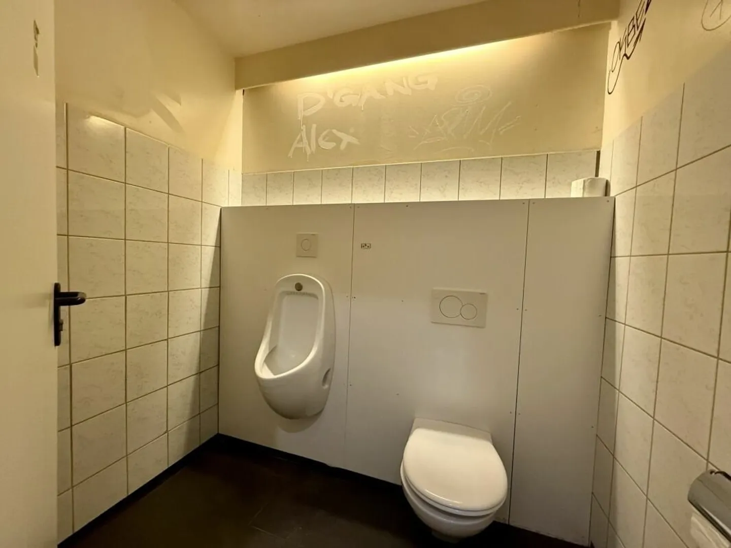 Espace commercial attrayant dans la vieille ville de Zofingen - Photo 8 sur 9